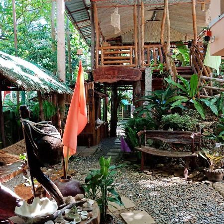 Victoria Guest House And Cottages Puerto Princesa Extérieur photo
