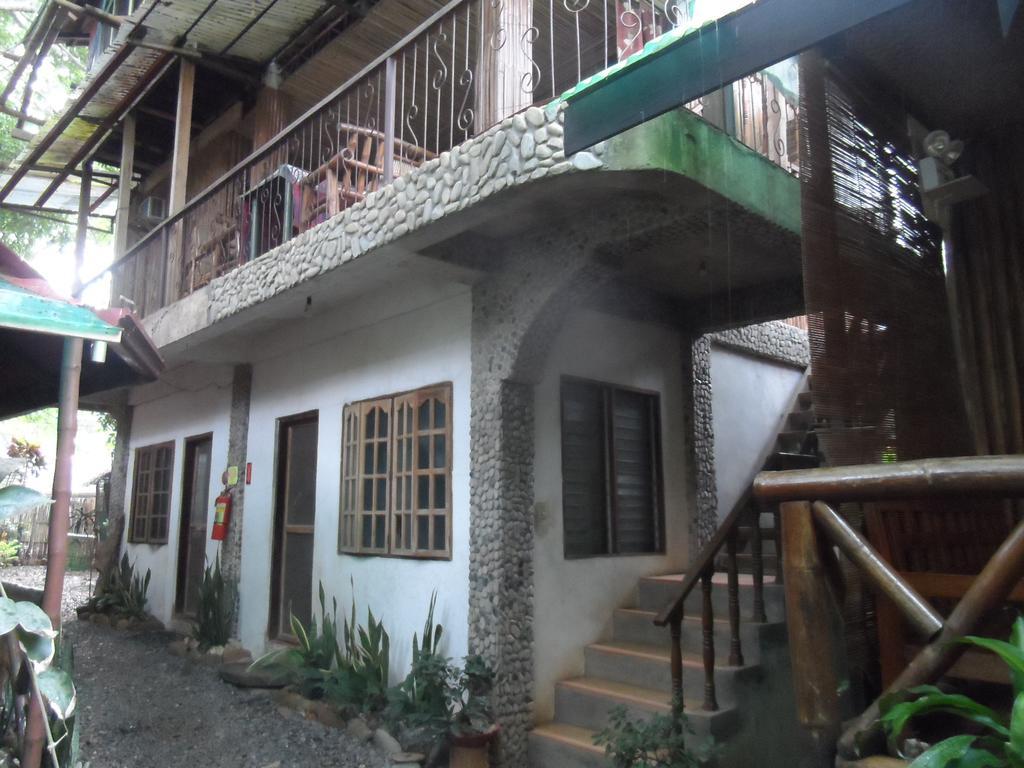 Victoria Guest House And Cottages Puerto Princesa Extérieur photo