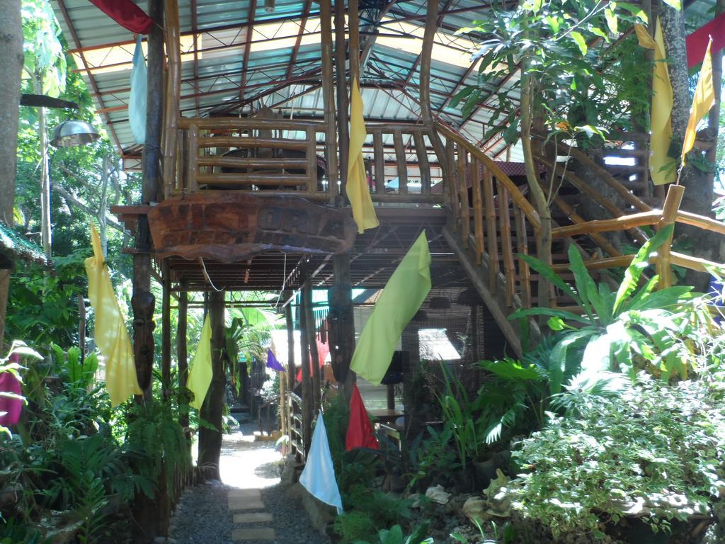Victoria Guest House And Cottages Puerto Princesa Extérieur photo